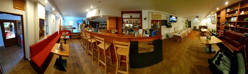 Jednoúrovňová galéria 98