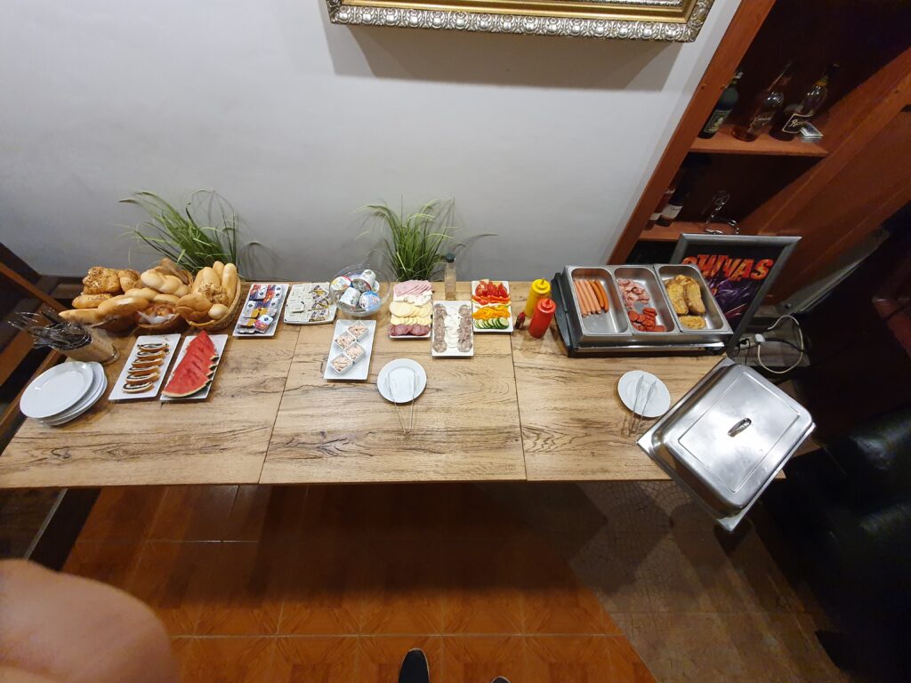 Jednoúrovňová galéria 102