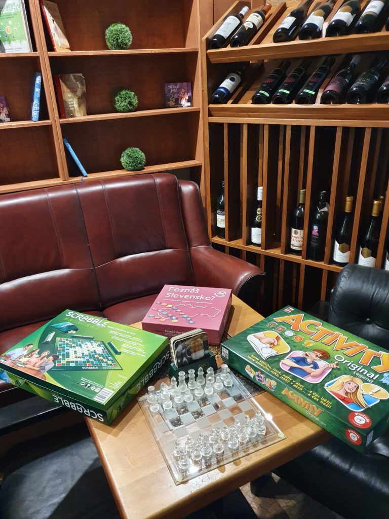 Jednoúrovňová galéria 149